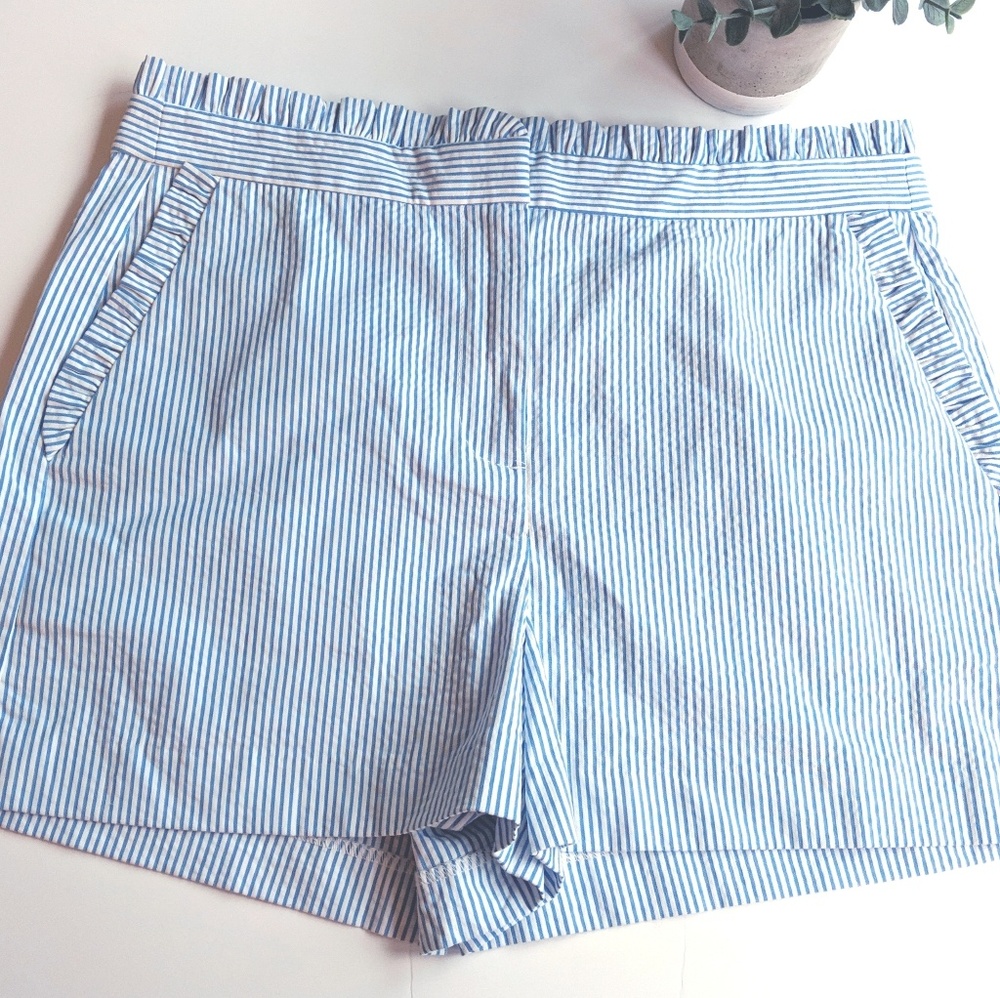 🆕NWT J. Crew Factory Seersucker Short Size 6